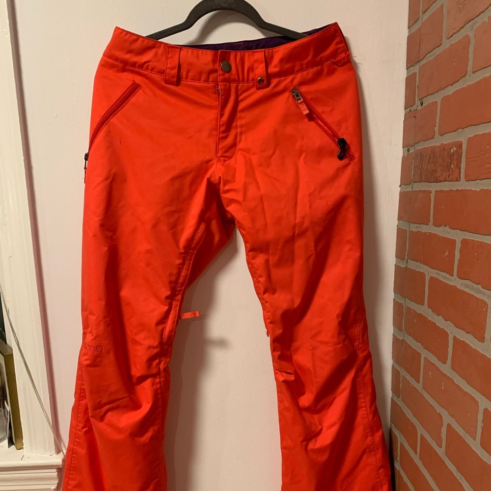 Women’s burton snowboard pants NWOT